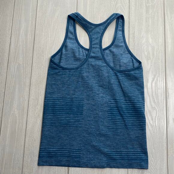 Patagonia Women's Gatewood Racerback Blue Stripe Tank Top Size Small - Picture 4 of 7